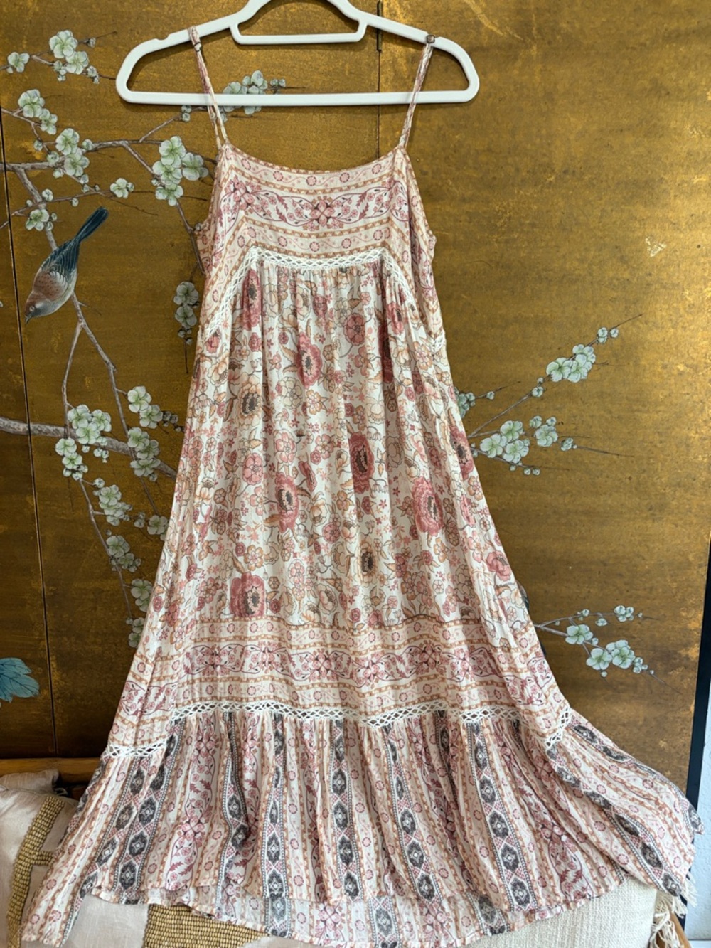 Spell & The Gypsy, Zahara Midi Dress.
Boho, feminine, floral, lightweight xs - Picture 7 of 15